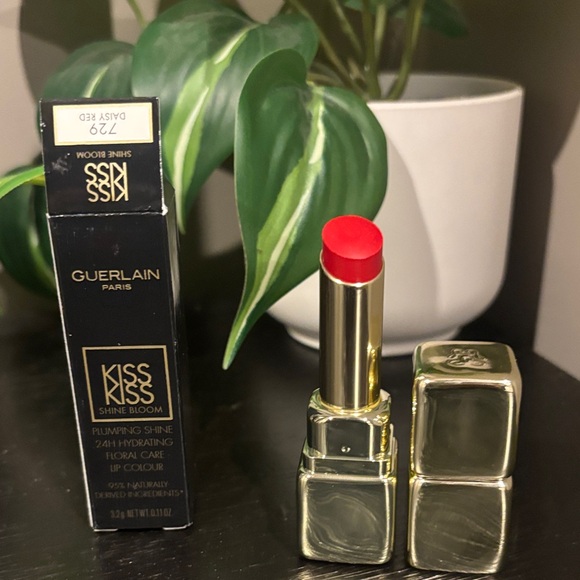 GUERLAIN KissKiss Shine Bloom Lipstick - Daizy Red